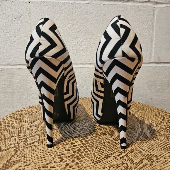 McBling Mobwife Office Siren 2010's Millennial Chevron Platform Stiletto Heels - Picture 6 of 9